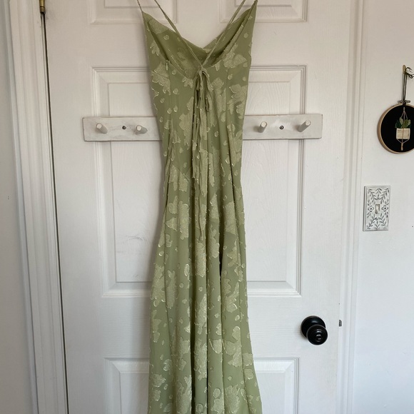 Sweetpot Pistachio Green Lace-Up Dress with Floral Appliqués - US 2 (NWT) - Picture 6 of 8